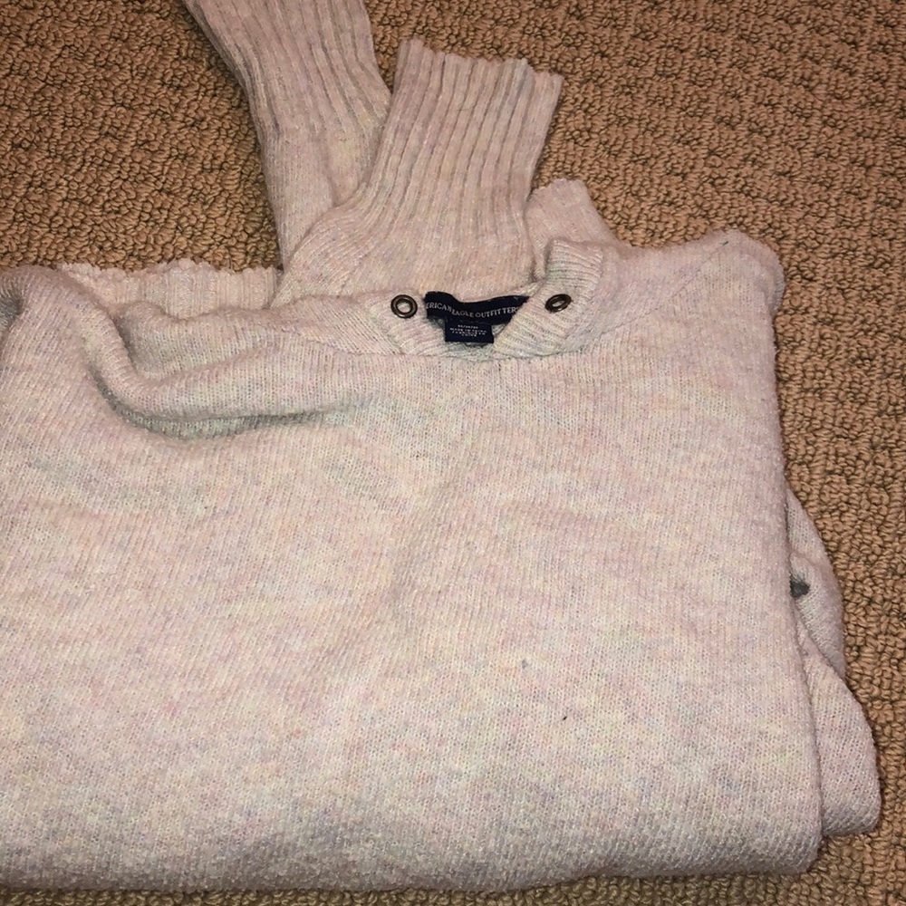 American Eagle sweater